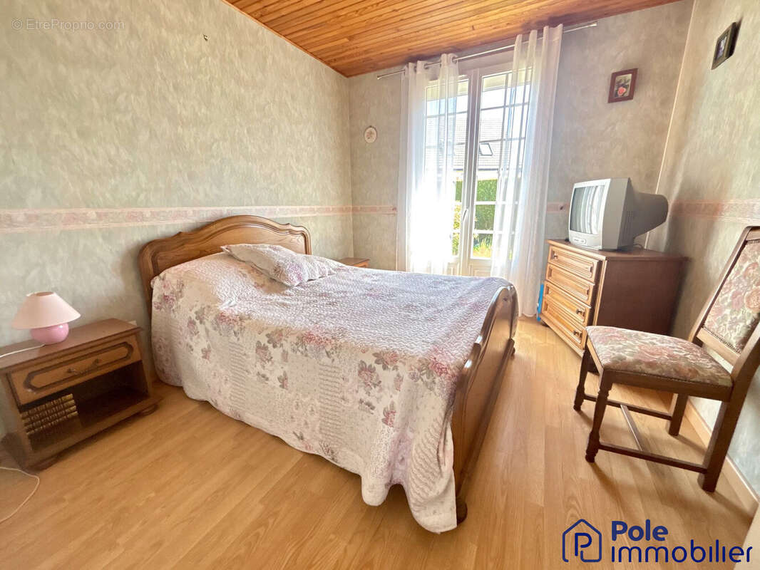 Maison de pain-pied  F5- Chambre 2 - Maison à TOURVILLE-SUR-ODON