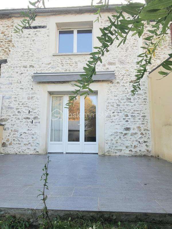 Appartement à BOISSY-SOUS-SAINT-YON