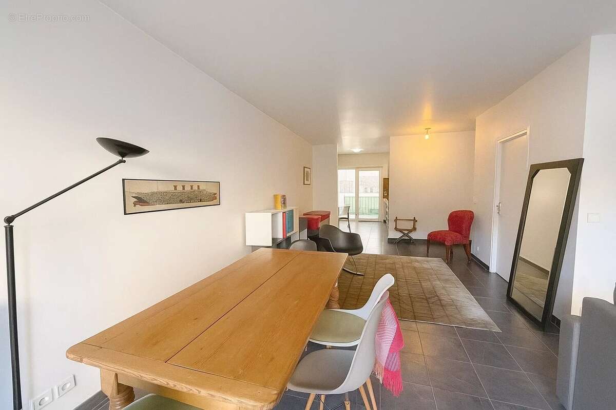 Appartement à EVIAN-LES-BAINS