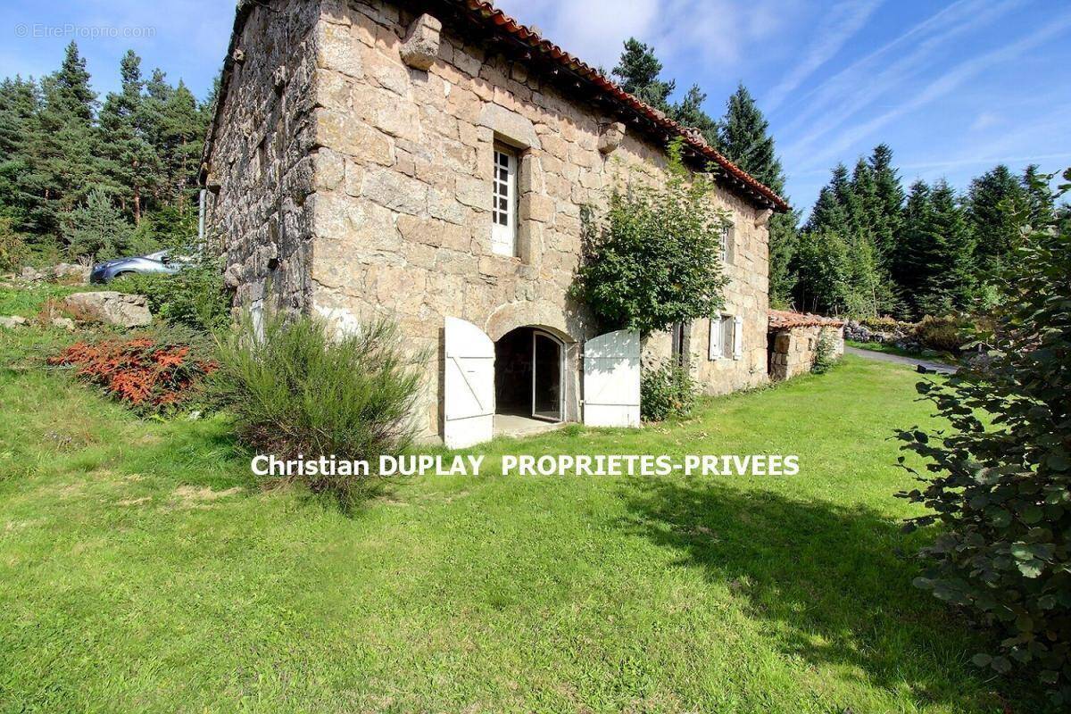 Maison à SAINT-PAL-DE-MONS