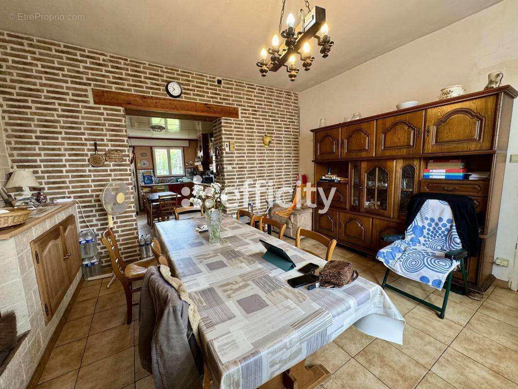 Maison à ESQUERCHIN