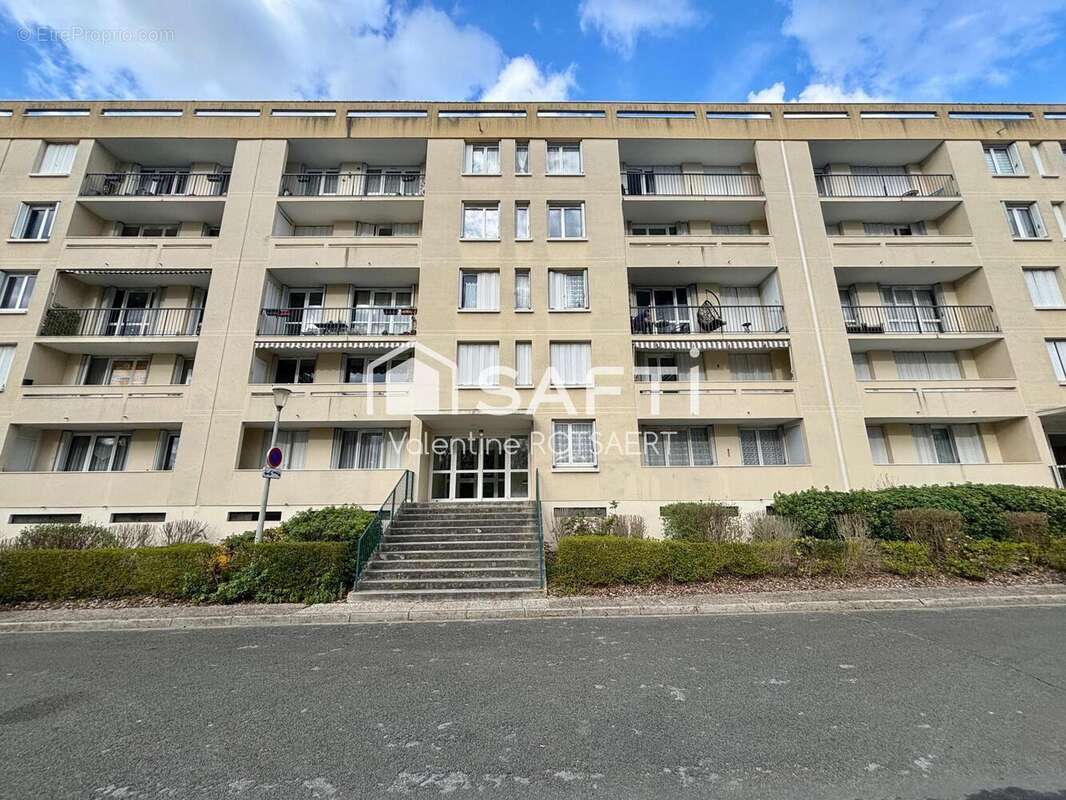 Photo 8 - Appartement à COMPIEGNE