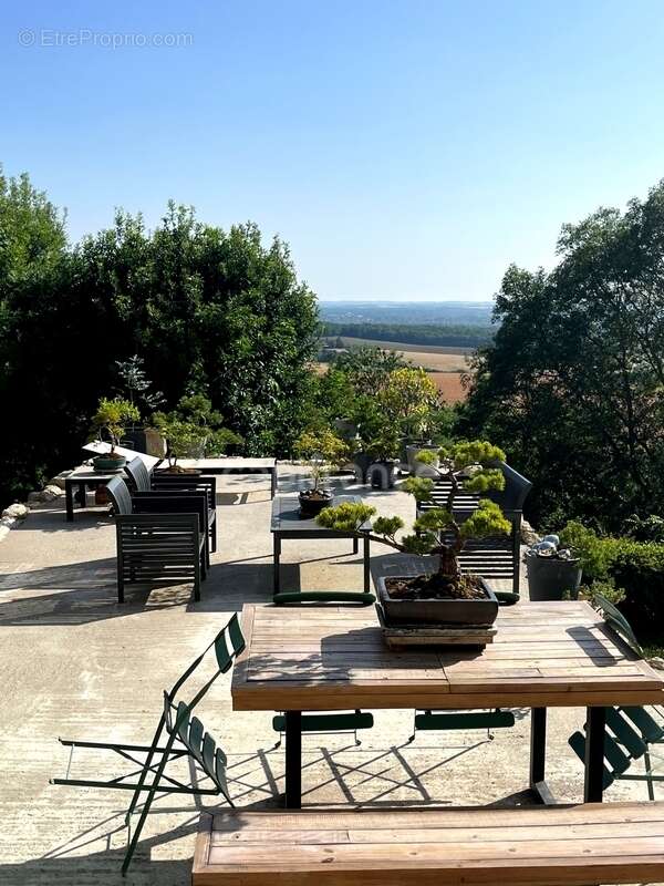 Elégante maison en pierre entièrement restaurée, 4 pièces, au coeur d'un village médiéval (32) - photo 6