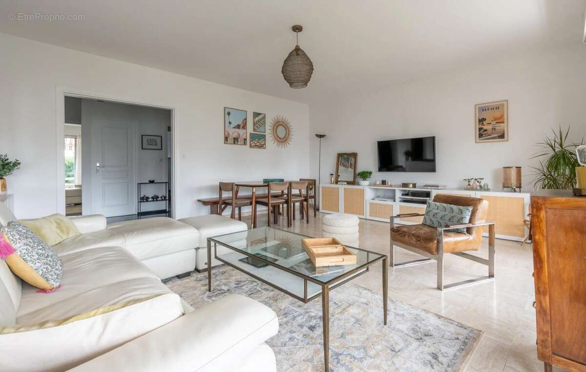 Appartement à LE PERREUX-SUR-MARNE