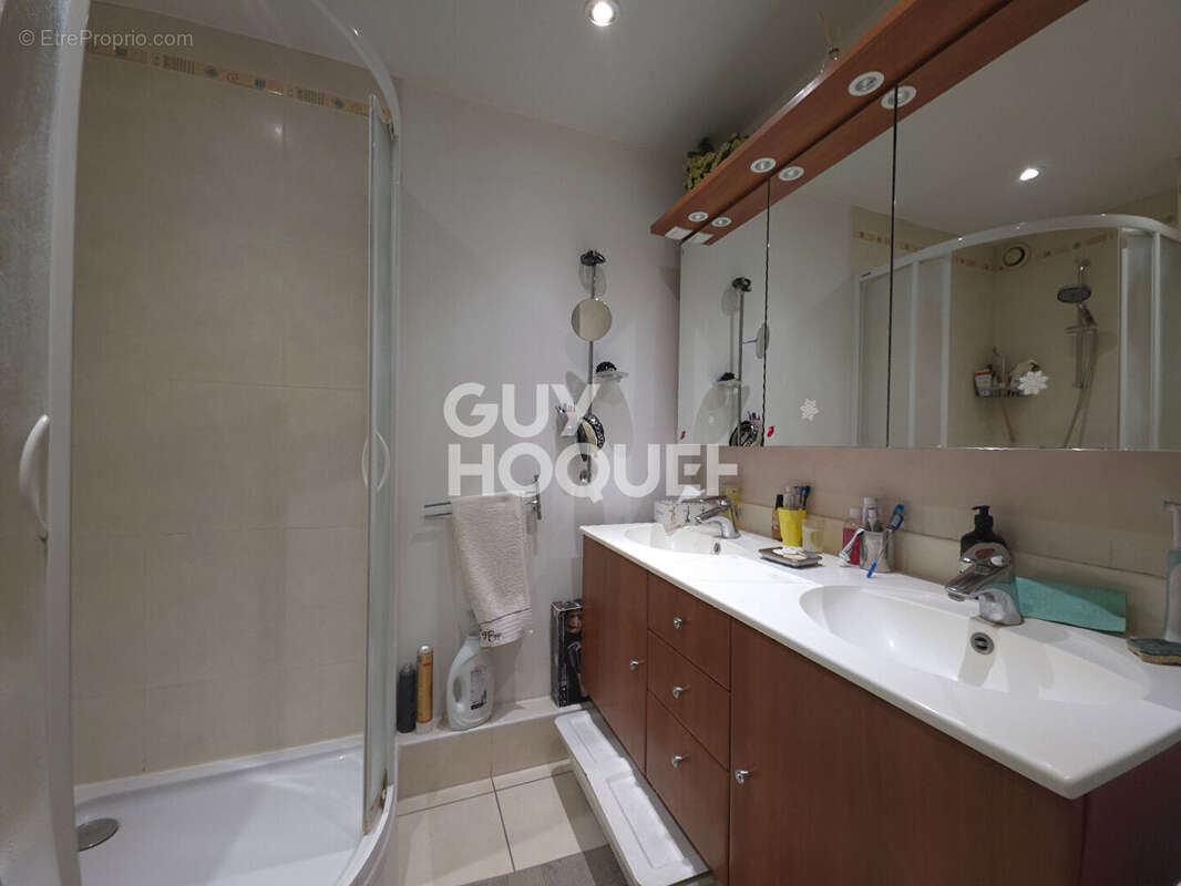 Appartement à FONTENAY-SOUS-BOIS