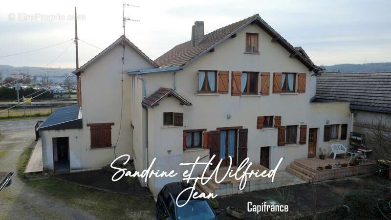 Maison à AUBEVOYE