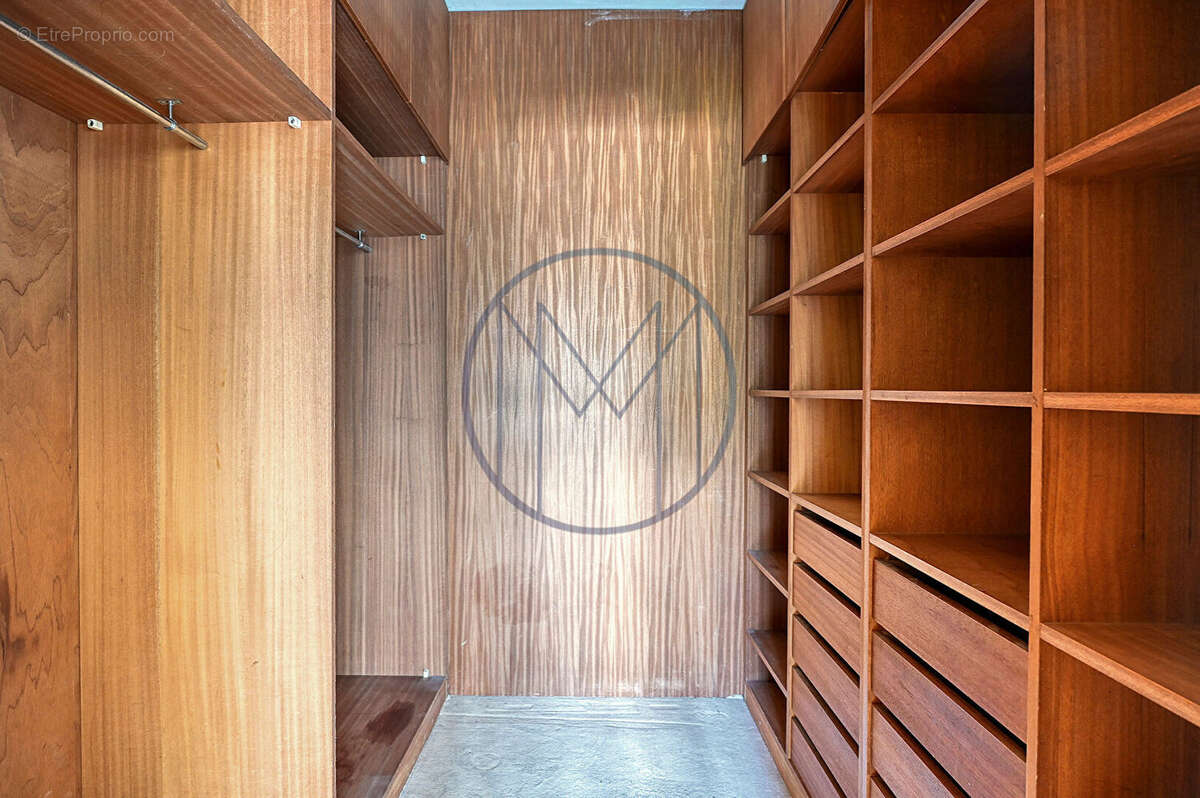 Appartement à VERSAILLES