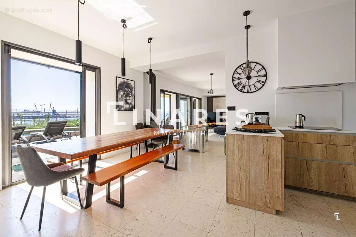 Appartement à MARSEILLE-16E