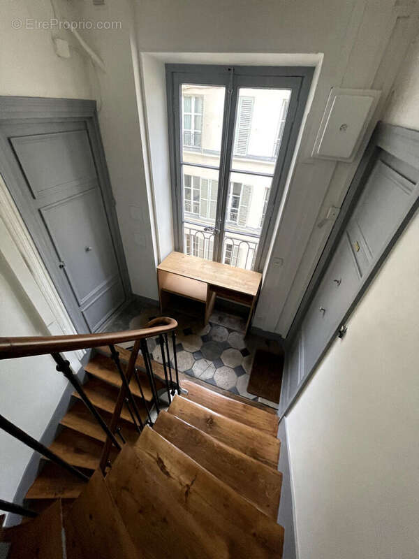 Appartement à PARIS-9E