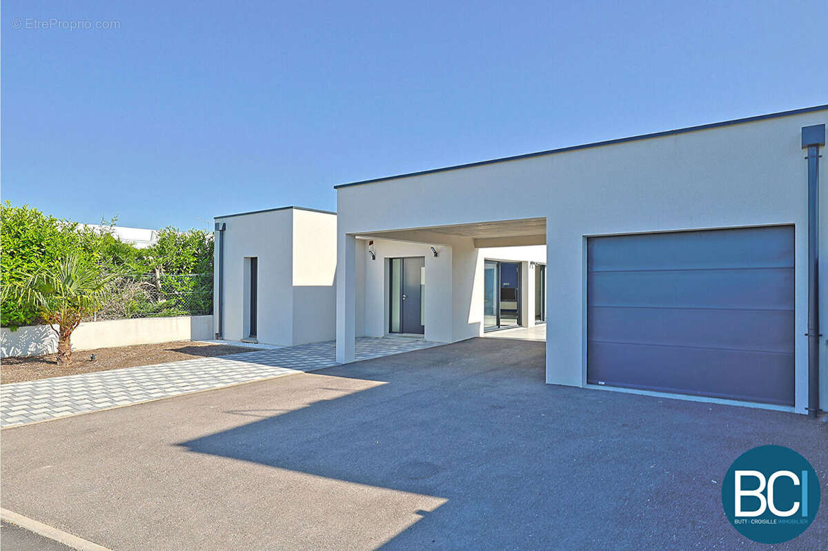 Maison à TOMBLAINE