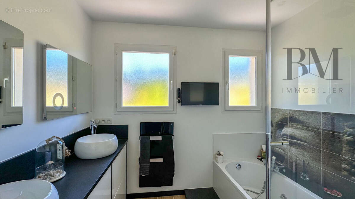 Maison à SAINT-CHRISTOL