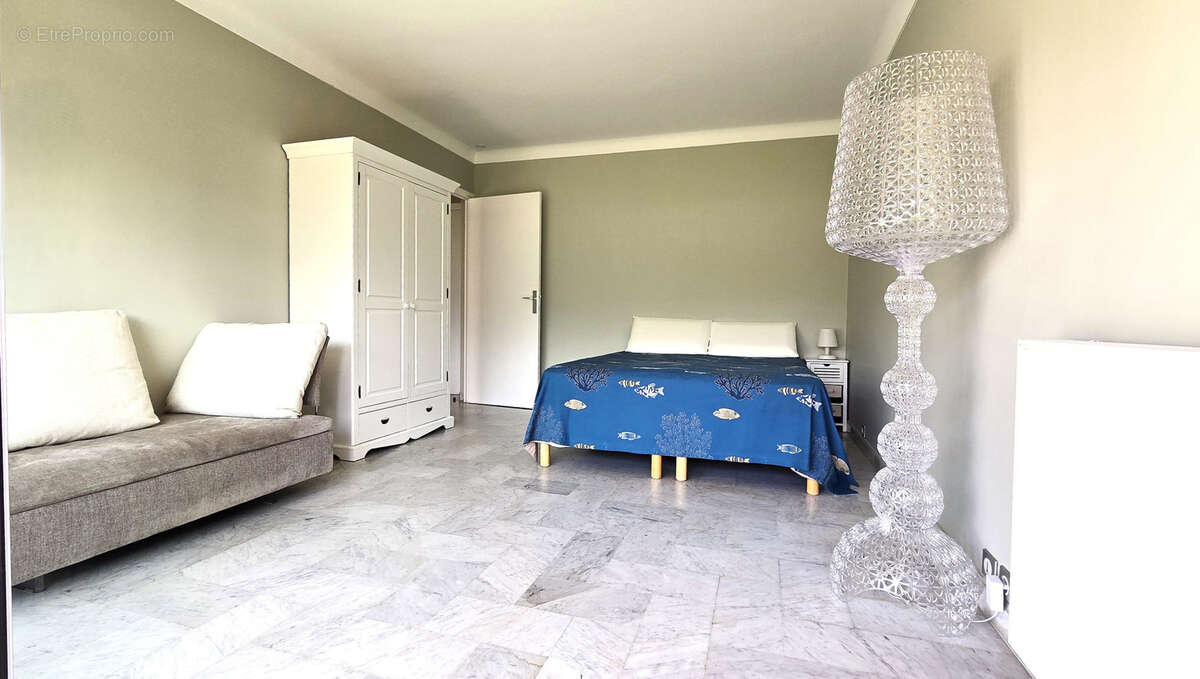 Appartement à ROQUEBRUNE-CAP-MARTIN