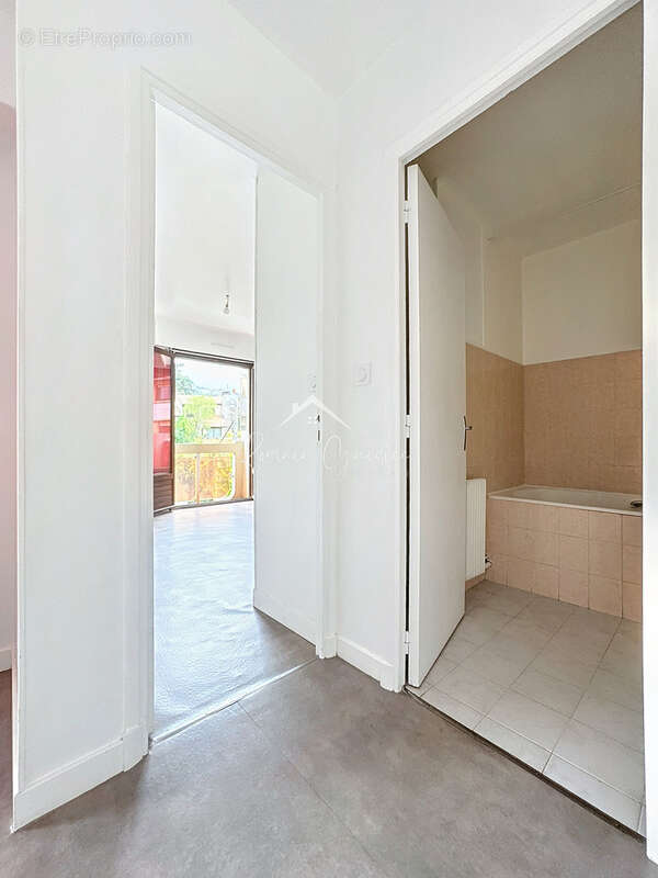 Appartement f2 de 38 m2 avec terrasse - photo 6