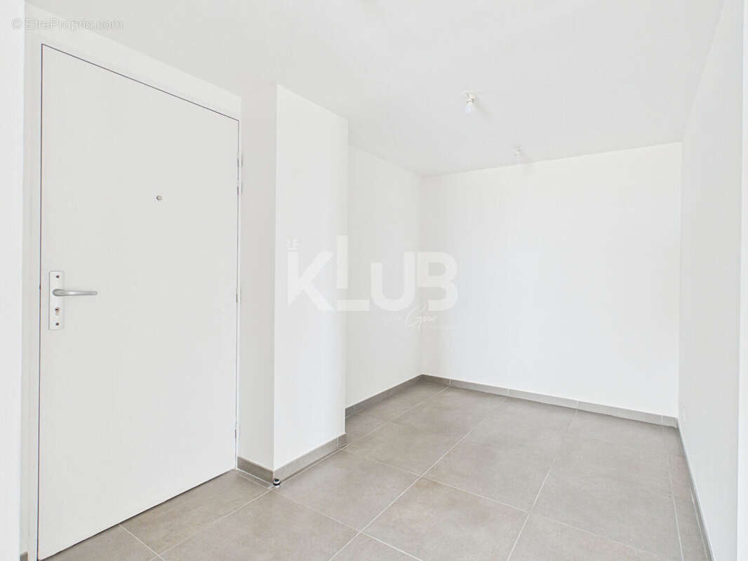 Appartement à MARSEILLE-8E