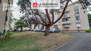 Appartement à LES CLAYES-SOUS-BOIS