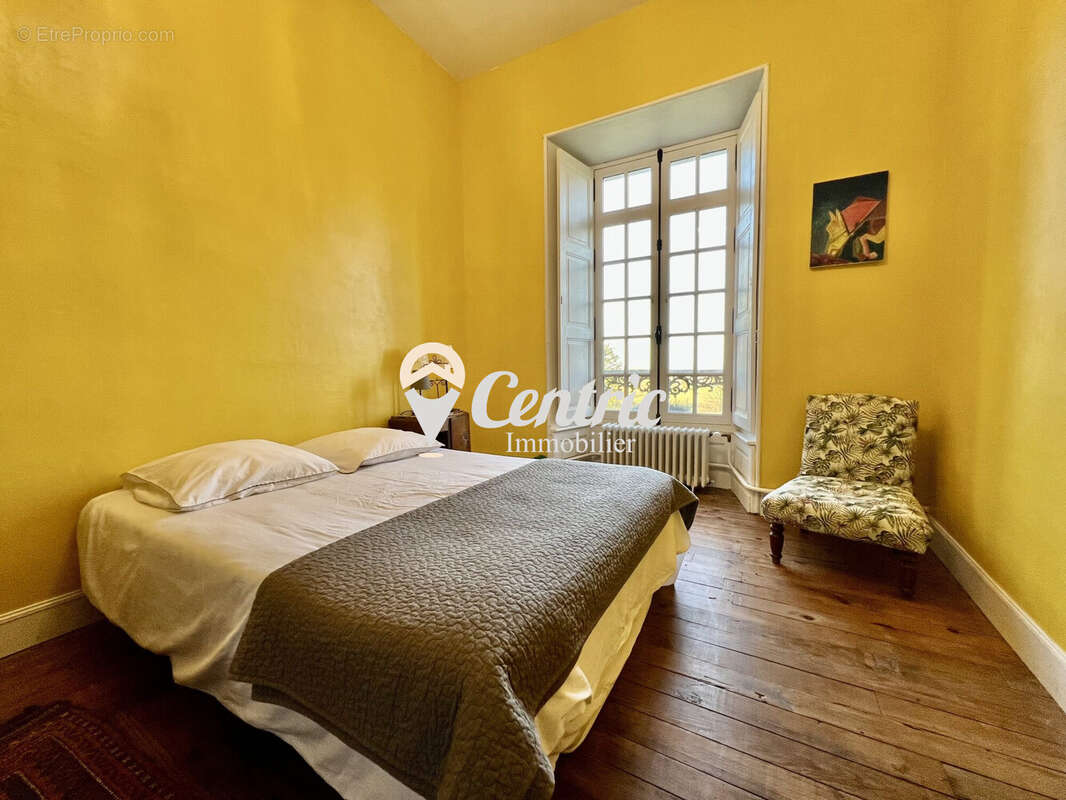 Autre à SAINT-MESMIN