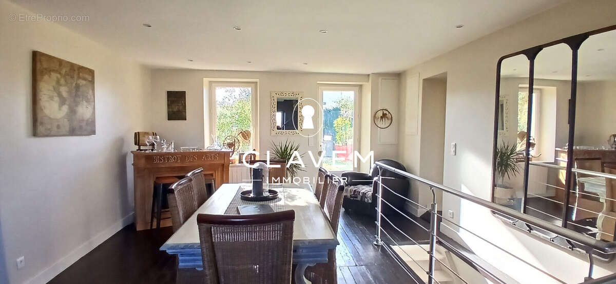 Maison à SAINT-ANDRE-DE-CUBZAC