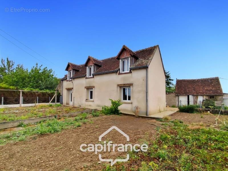 Maison à SAVIGNY-SUR-BRAYE