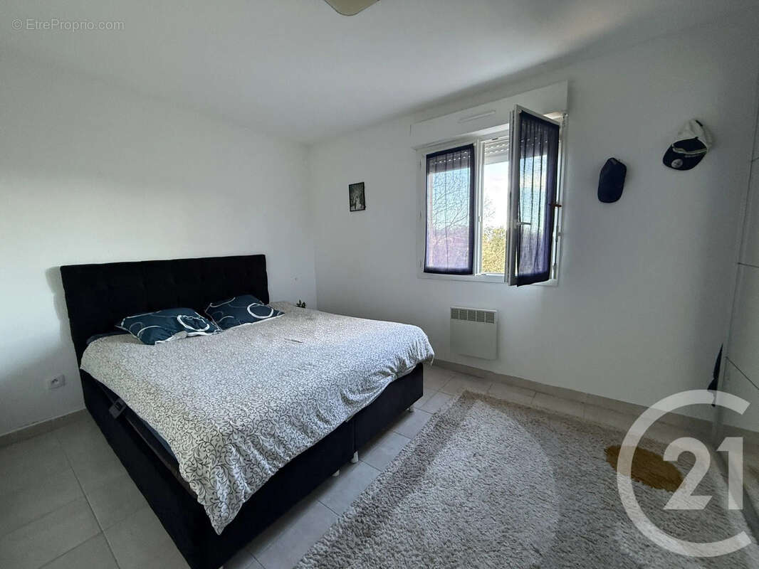 Appartement à SANTA-MARIA-POGGIO