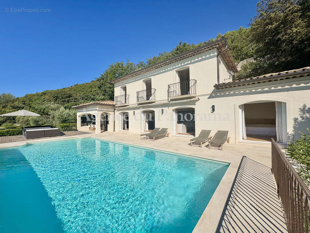 Maison à SPERACEDES