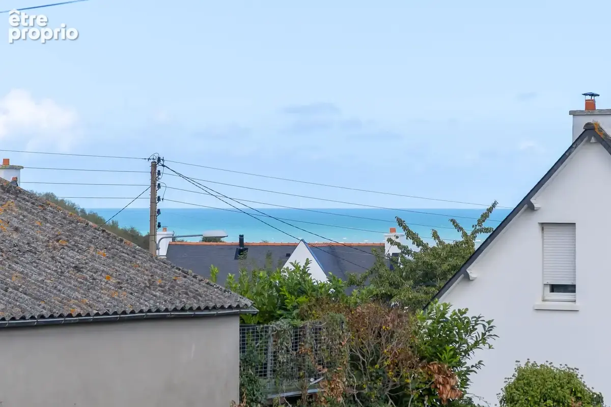 Maison avec grand terrain vue mer - gros potentiel - photo 2