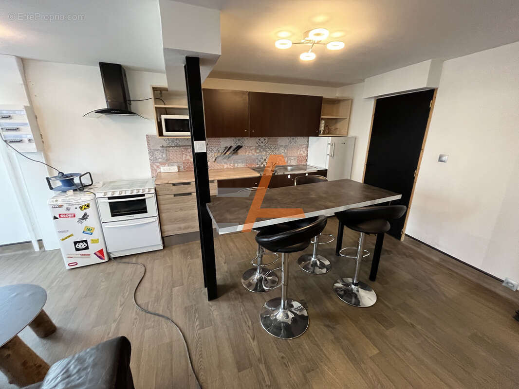 Appartement à SAINT-ETIENNE