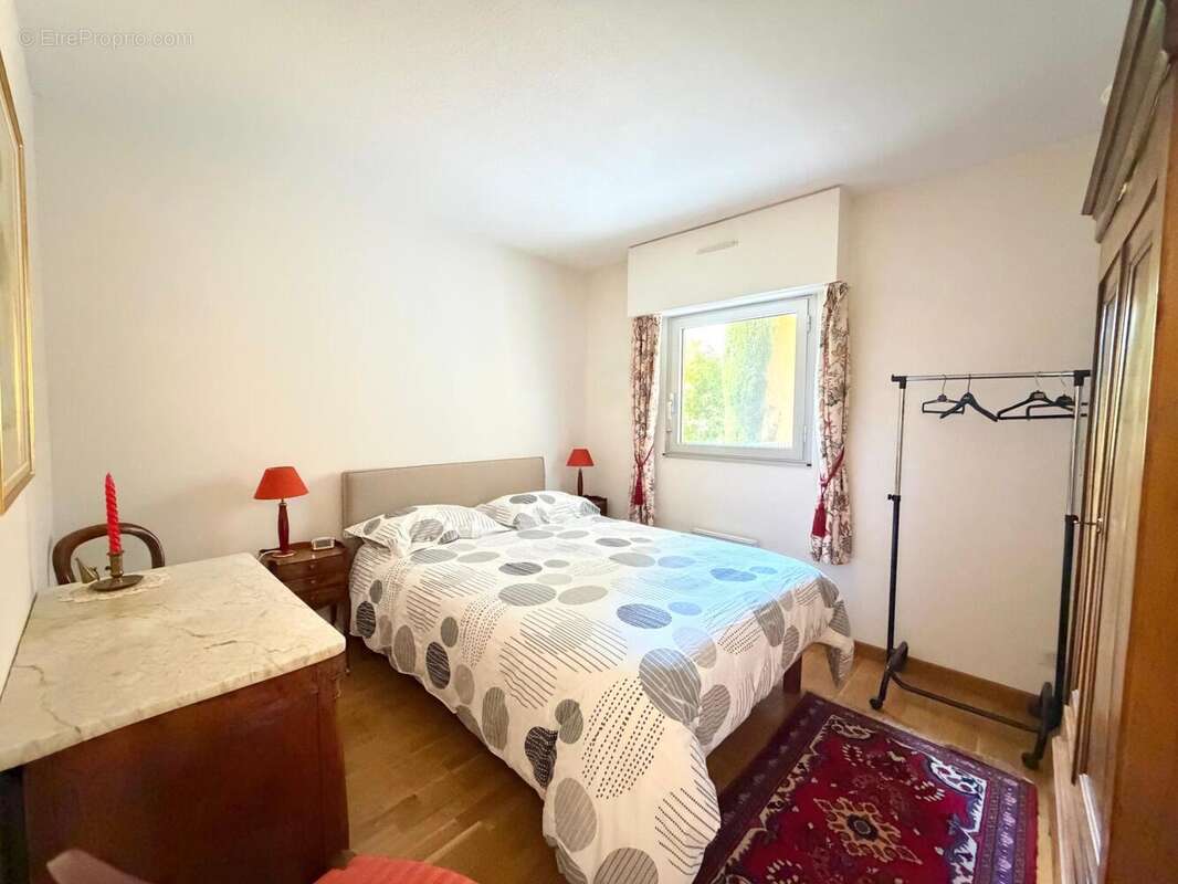 Photo 7 - Appartement à VILLENEUVE-LES-AVIGNON