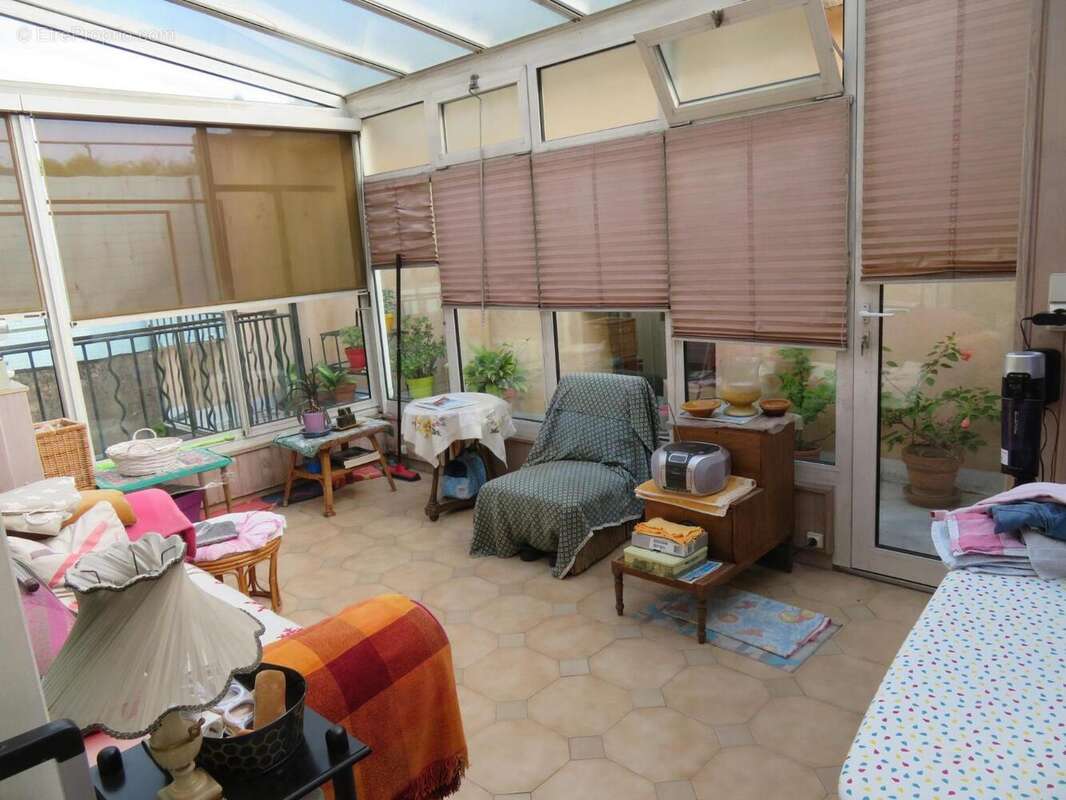   - Maison à DRAGUIGNAN