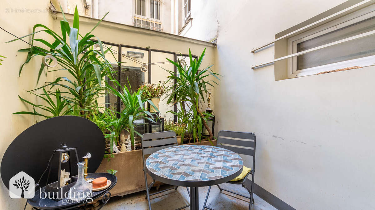Appartement à PARIS-17E