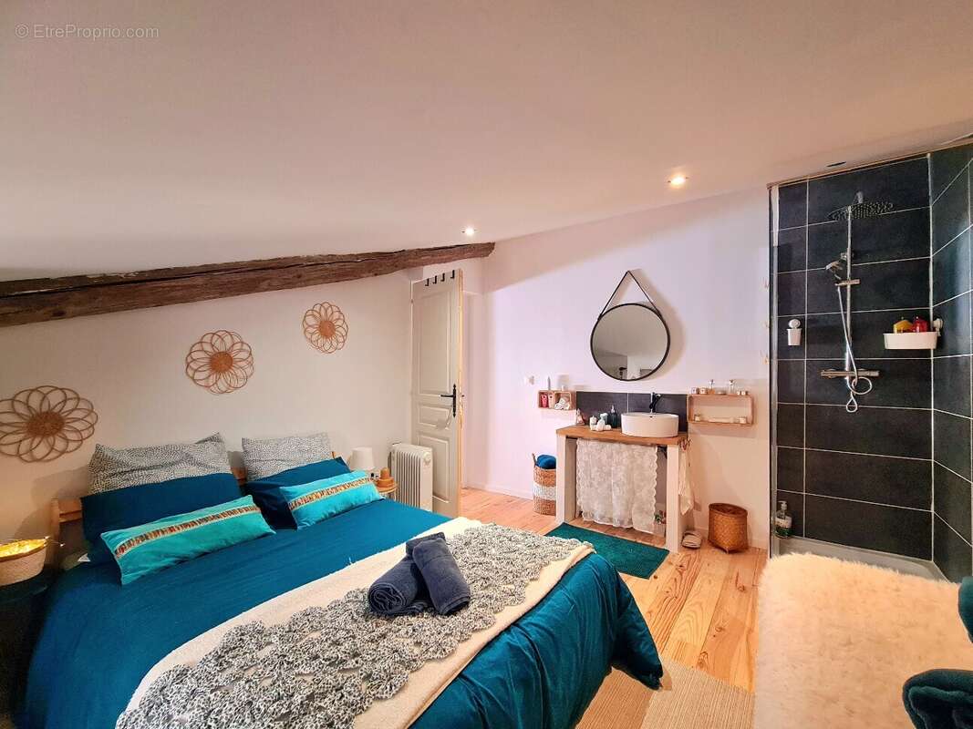 Maison à SAINT-CHINIAN