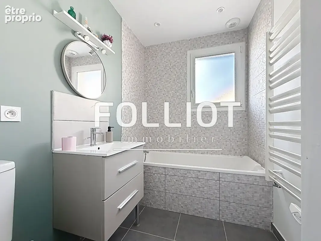 A VENDRE, Ouistreham, Maison de 136m3, 7 pièces, 6 chambres. - photo 9
