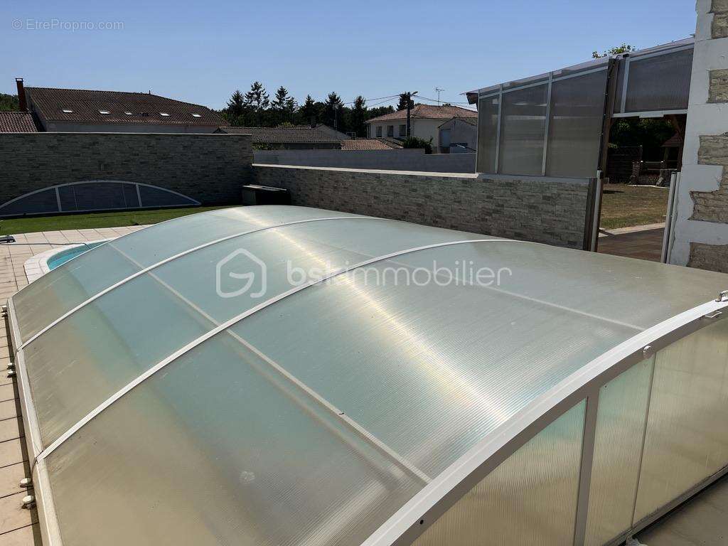 Maison à CORME-ECLUSE