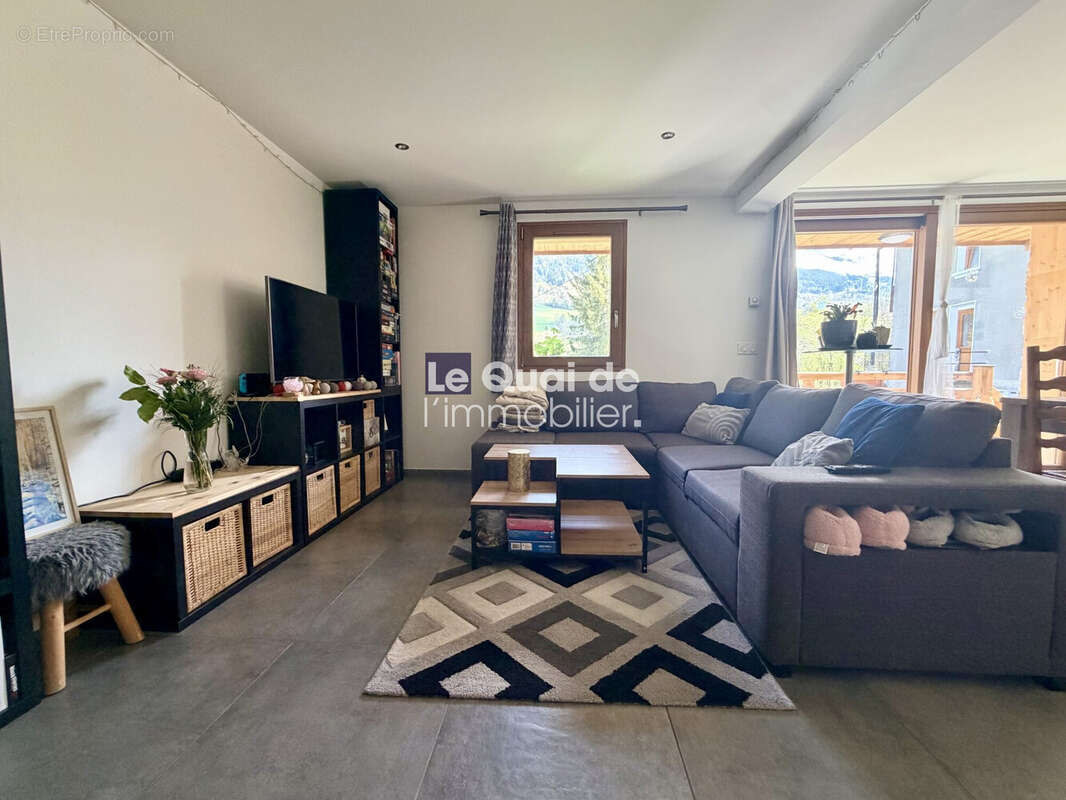 Appartement à LA LECHERE