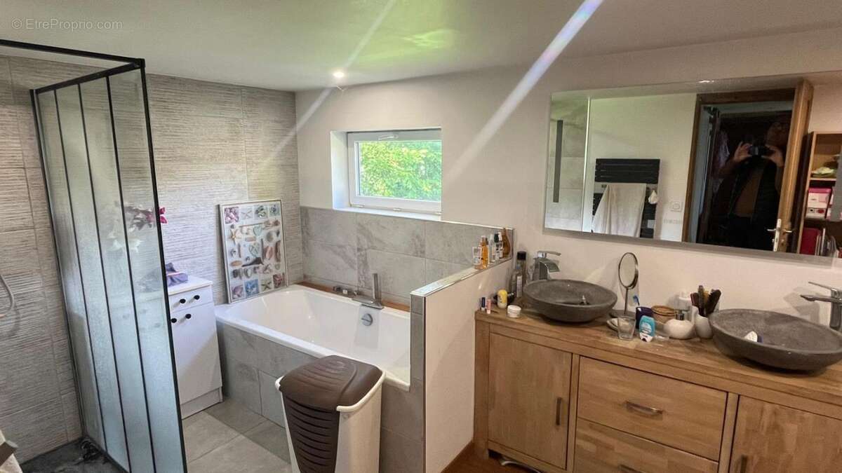 Maison de caractère rénovée avec terrain paysagé à Pont-Audemer - photo 8