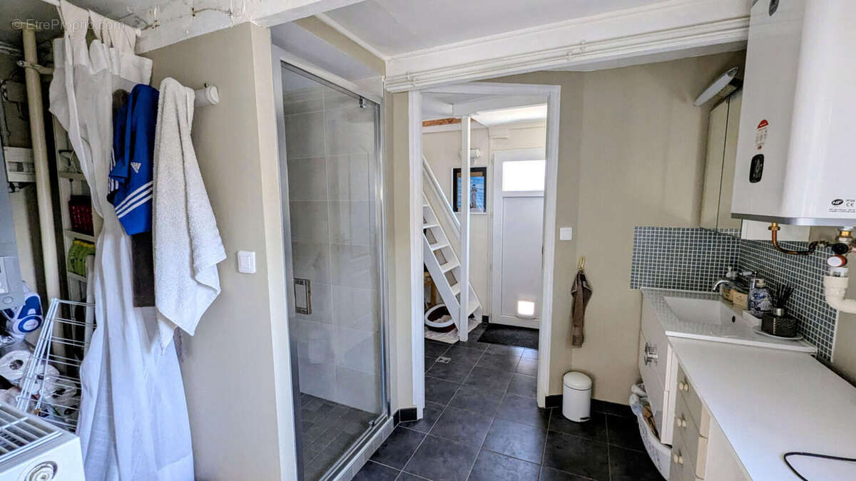 Maison rénovée en pierres 5 pièces - 105 m² - PLEINE FOUGERES (35610) - photo 11