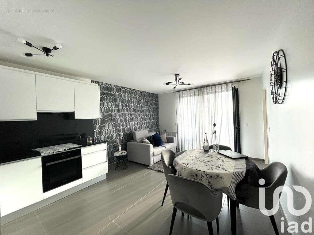 Photo 4 - Appartement à SAVIGNY-SUR-ORGE