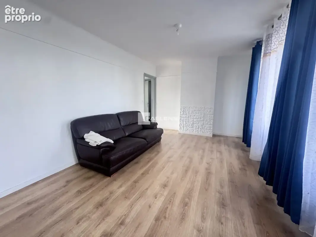 Appartement 3 pièces 64 m² à vendre à Lille (59000) - photo 3