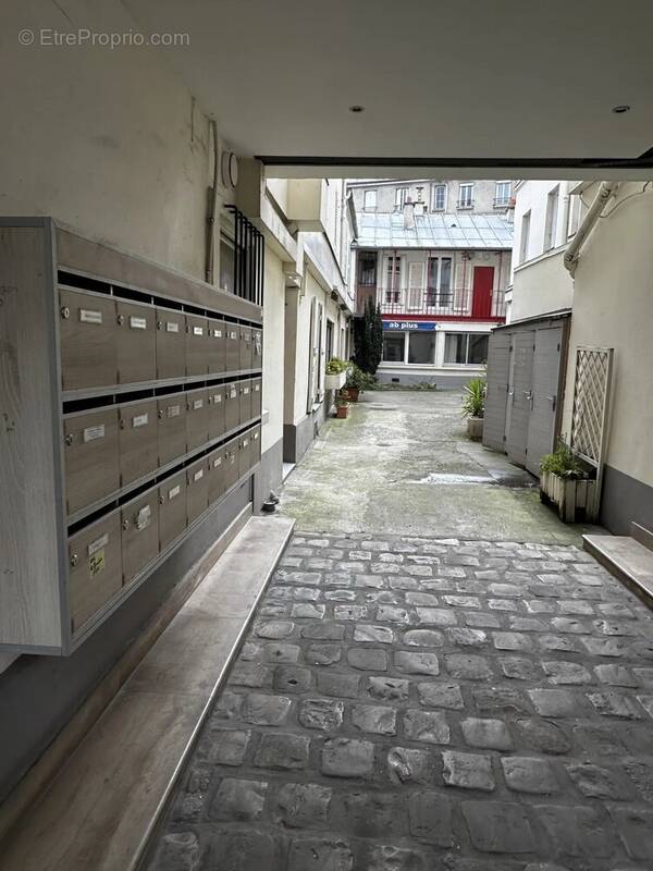 Appartement à NEUILLY-SUR-SEINE