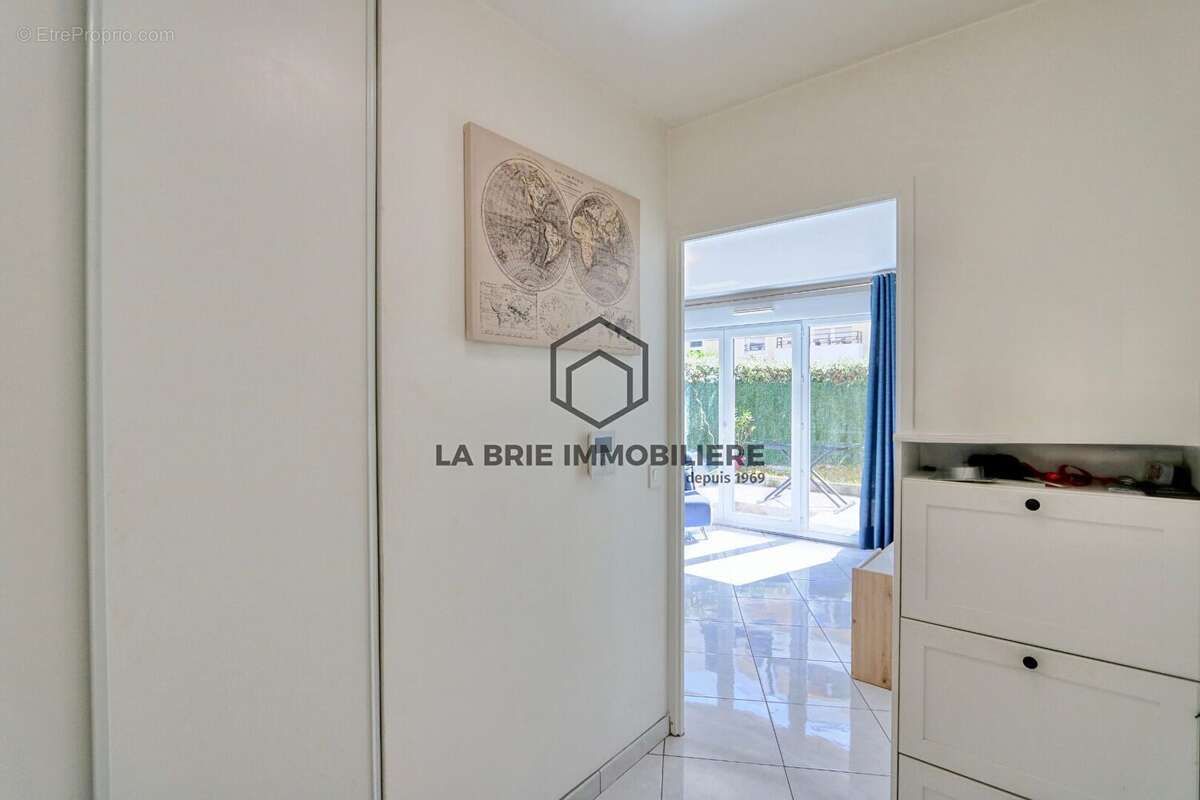 Appartement 41 m² à Brie-Comte-Robert  - photo 7