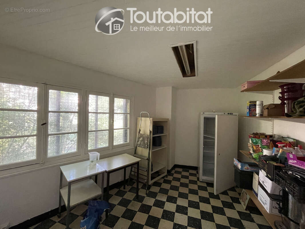 Commerce 92 m² à Charleville-Mezieres  - photo 18