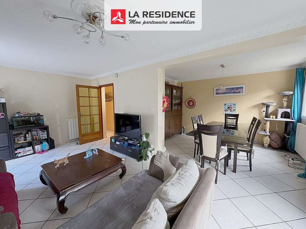 Maison à MONTIGNY-LES-CORMEILLES