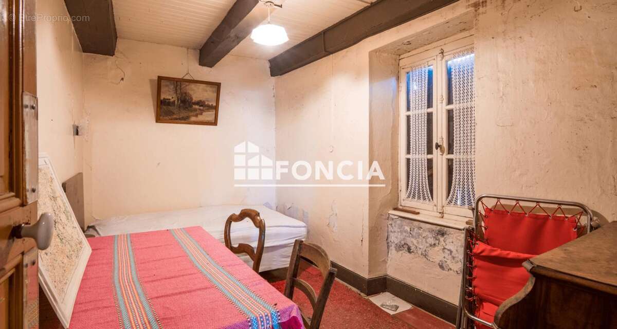 Maison à LUC-LA-PRIMAUBE