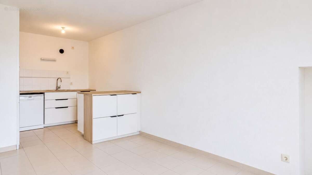 Appartement 44 m² à Belin-Beliet  - photo 3