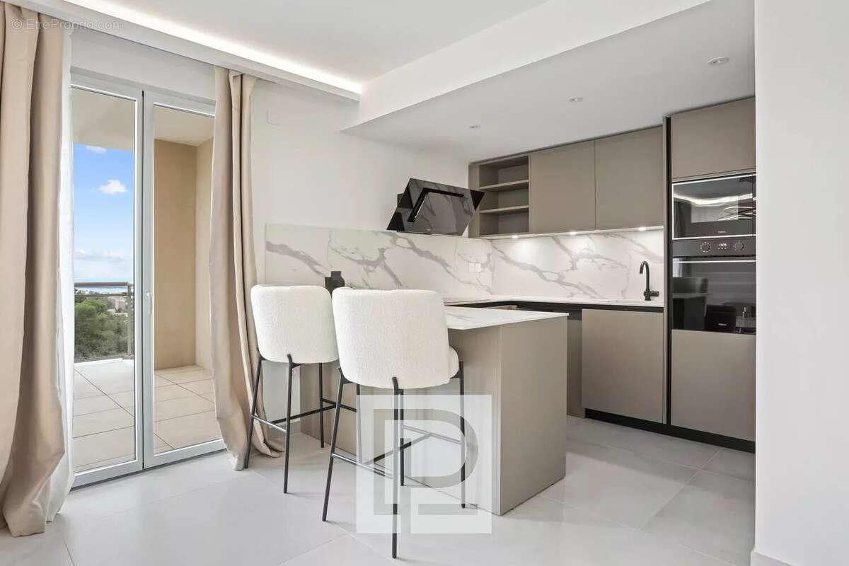 Appartement à LE CANNET