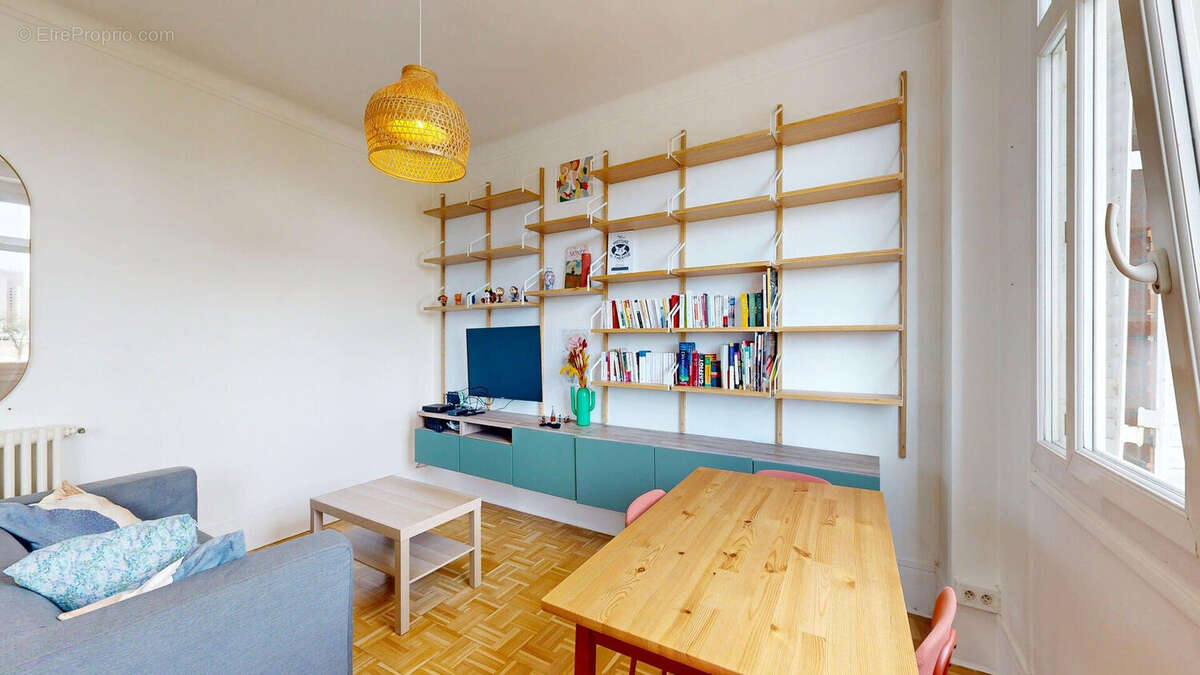 Appartement à NANTERRE