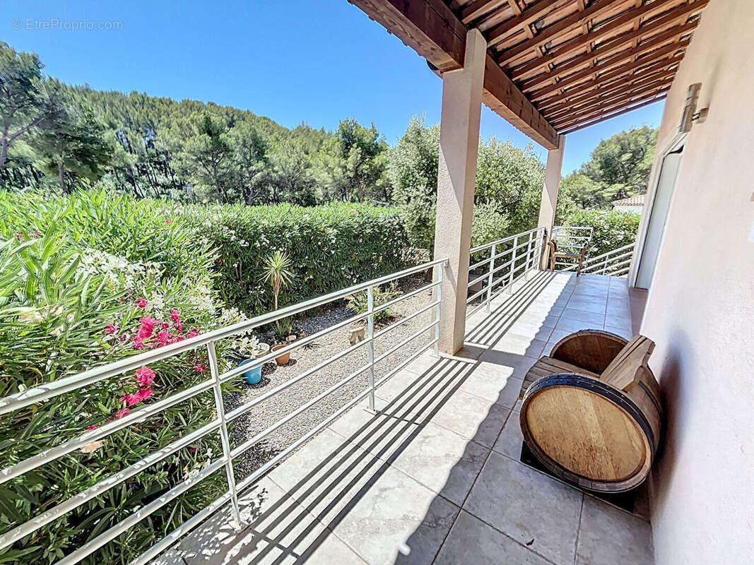 Maison 142 m² à Sanary-Sur-Mer  - photo 8