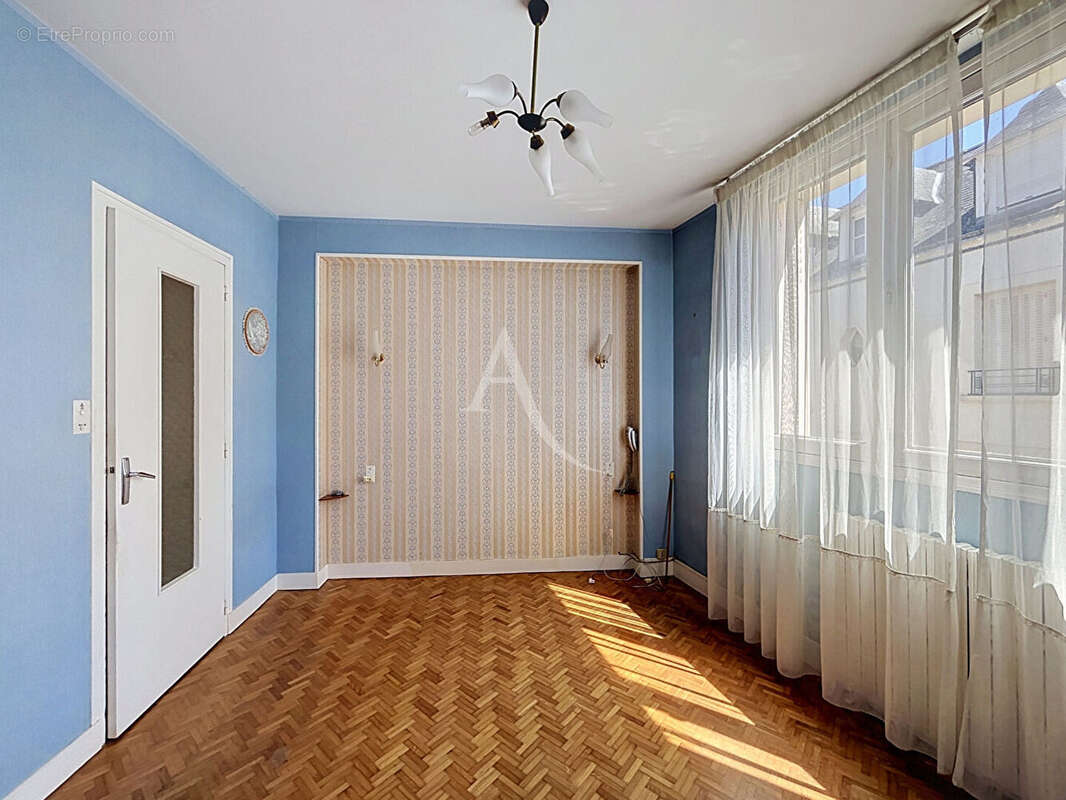 Maison 7 pièces Faubourg - 5 chambres - cours - photo 10