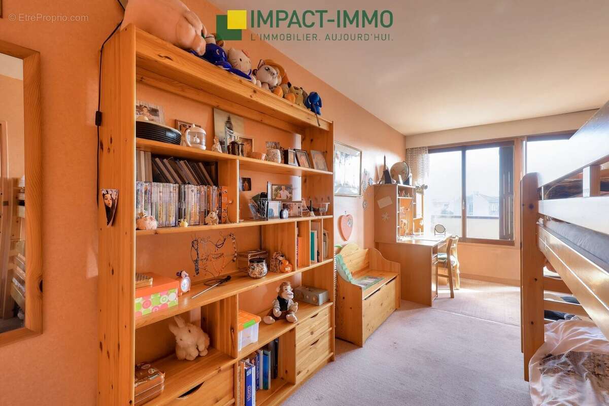 Appartement à BOIS-COLOMBES