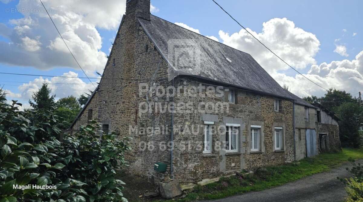 Maison à SAINT-HILAIRE-DU-HARCOUET