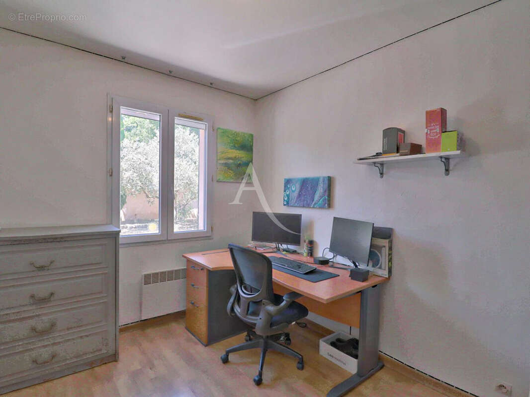 Maison à SAINTE-TULLE